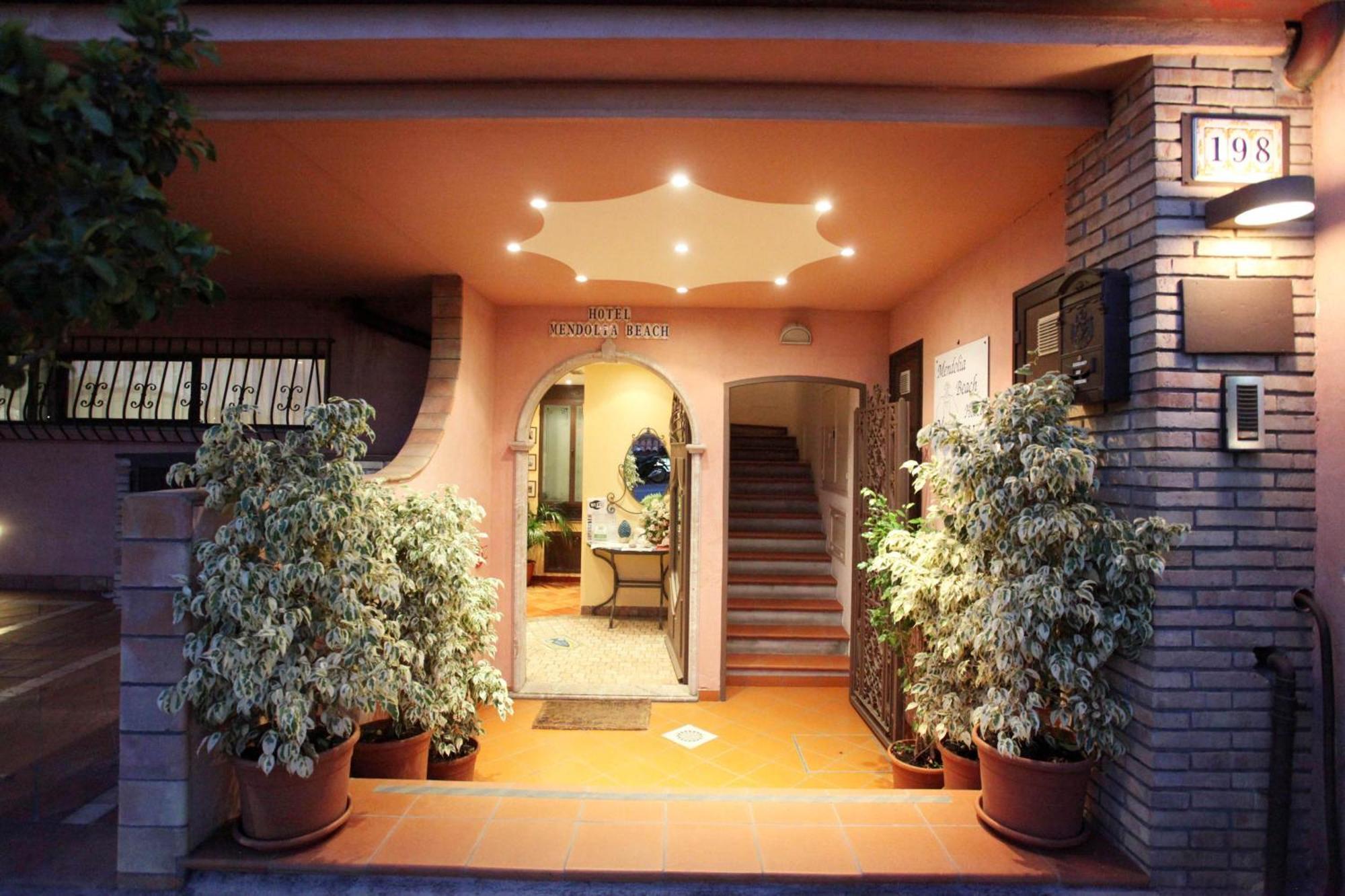 Mendolia Beach Hotel Taormina Exteriör bild